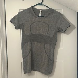Lululemon Swiftly Tech Short Sleeve Shirt